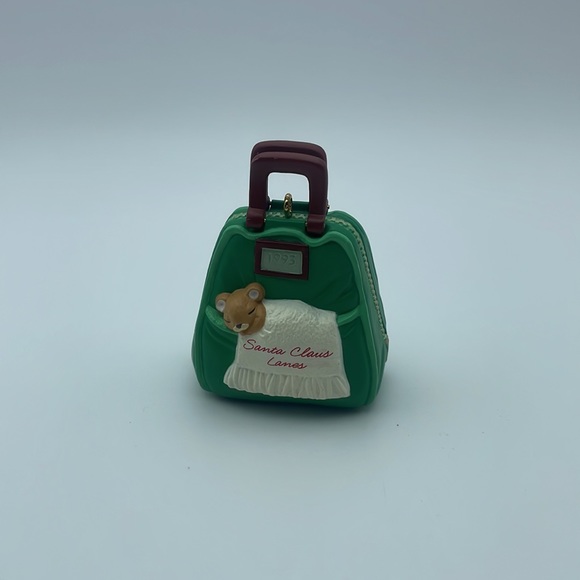 Vintage Hallmark Keepsake Ornament “Bowling for zzzzs” 1993 - Picture 9 of 9